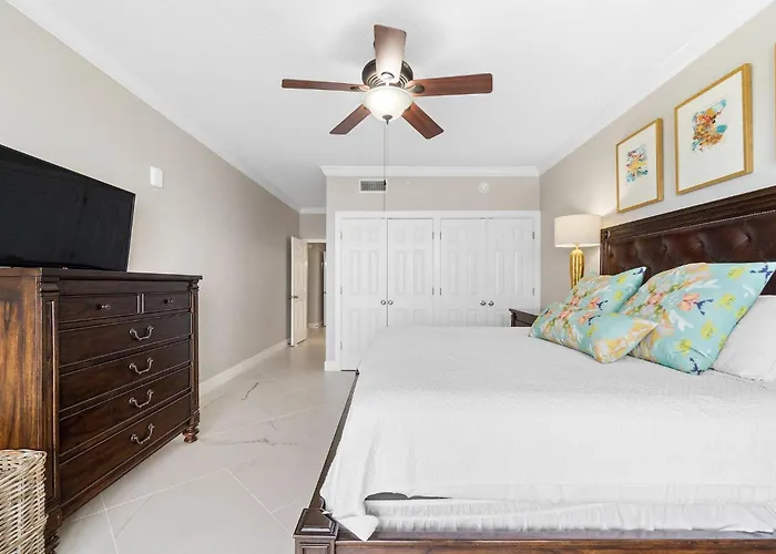 Windemere 908 Pool Side A Included! Holiday home Pensacola