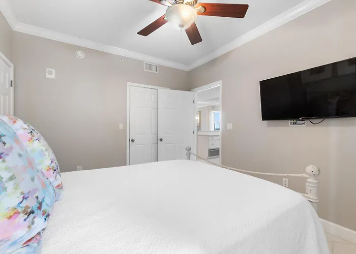 Windemere 908 Pool Side A Included! * Pensacola