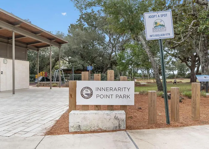 Windemere 908 Pool Side A Included! Holiday home Pensacola